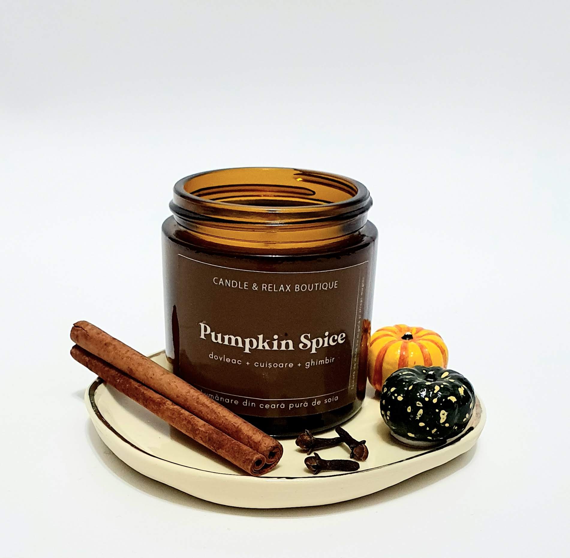 pumpkin dovleac lumanare parfumata ceara soia toamnapumpkin dovleac lumanare parfumata ceara soia toamna autumn sezonul toamnei sezonul dovlecilor scortisoara placinta cu dovleac cuisoare